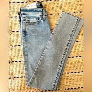 Joe's Jeans Women’s Jeans Icon Mid Rise Skinny Crop Distressed Raw Hem Size 24